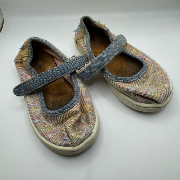 Tom’s Toddler Girls Size 6 Multicolored Velcro Close Sneaker/Flats - Picture 1 of 5